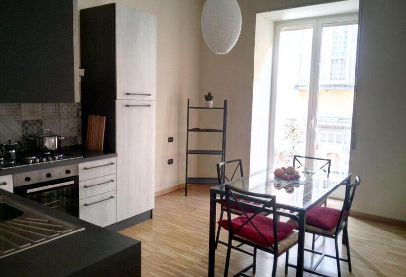 اتاق استاندارد چهارنفره با بالکن, Casa Joss