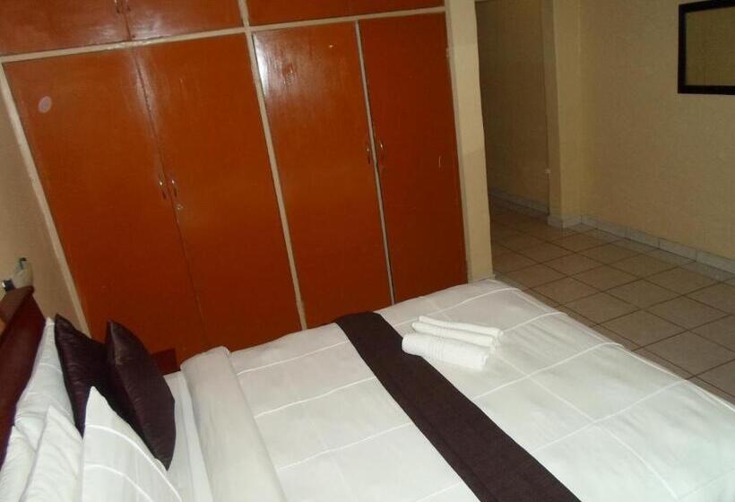 اتاق لوکس, Hardrock Guest House