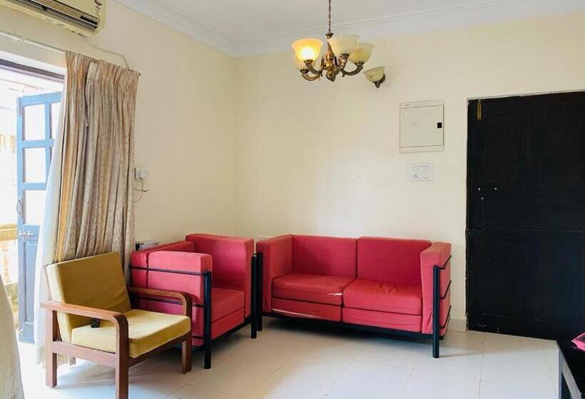 דירת חדר נוף לבריכה, Holidays Beach Apartments Goa