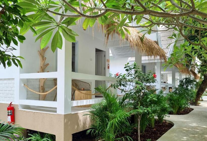 Номер Стандарт, Elephant Beach Club & Resort Samui