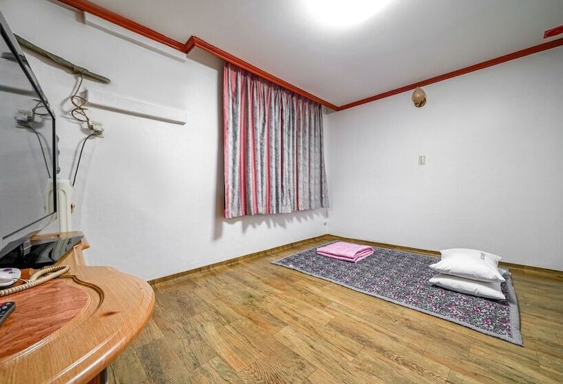 스탠다드 룸, Daeho Motel