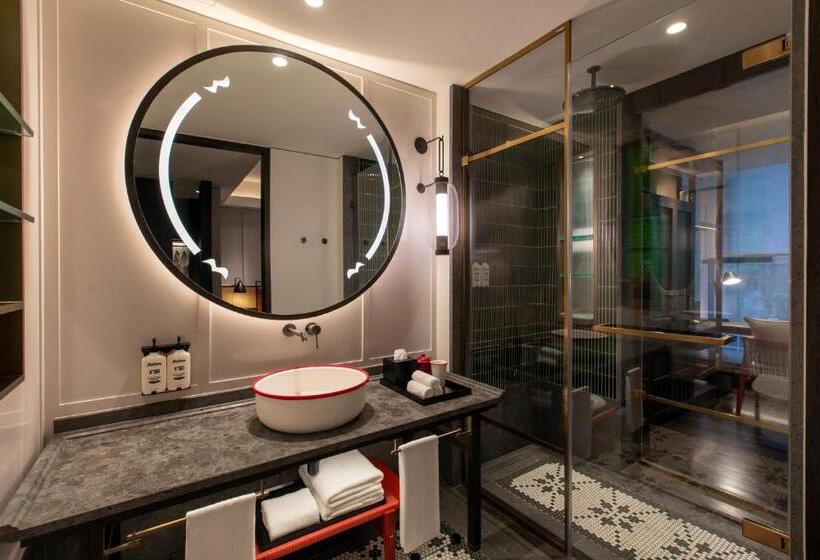 غرفة قياسية سرير كينج لذوى الإحتياجات الخاصة, Indigo Kuala Lumpur On The Park By Ihg