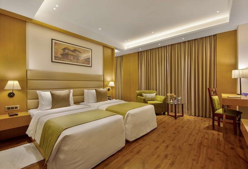 غرفة ديلوكس, Sarovar Portico Sonipat