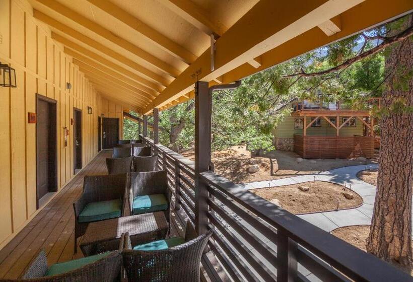 חדר סטנדרט עם מיטת קינג, Tahquitz Pines Retreat