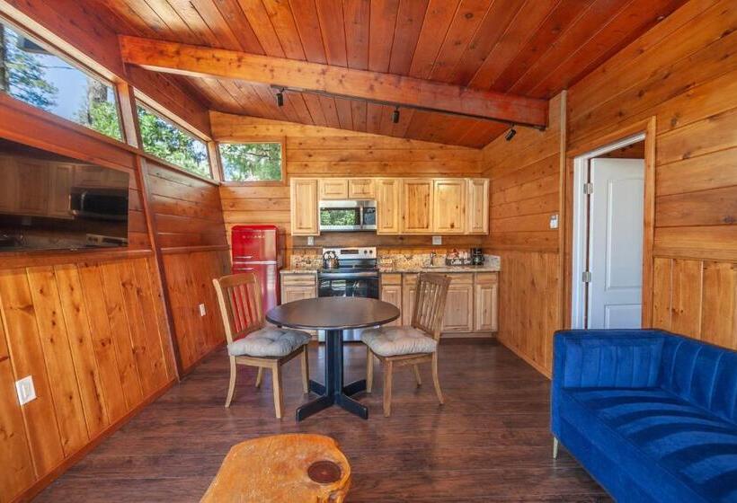 סוויטה אקזקיוטיב, Tahquitz Pines Retreat