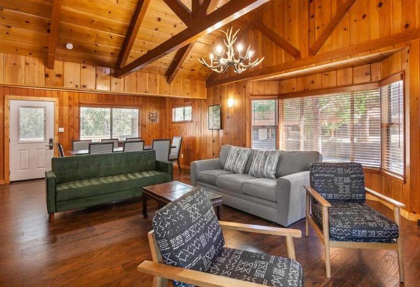 חדר סטנדרט לארבעה, Tahquitz Pines Retreat