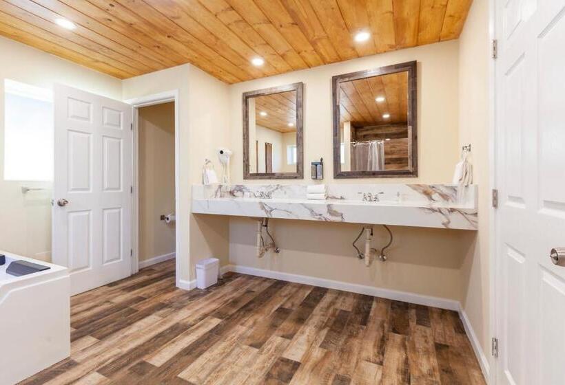 디럭스 스위트, Tahquitz Pines Retreat