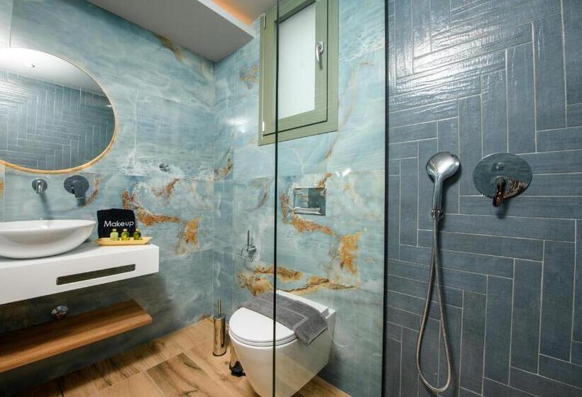 Номер Deluxe, The Olive Land