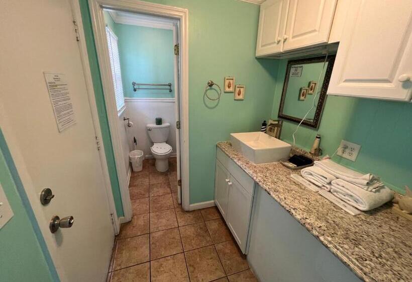 غرفة ديلوكس مطلّة علي البحر مزوَّدة بشُرفة, Sea Vista Motel