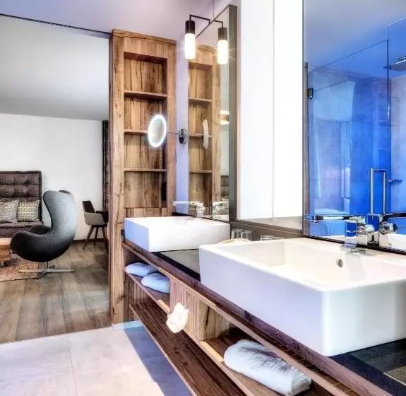 デラックススイート, Dolomiten Residenz   Sporthotel Sillian