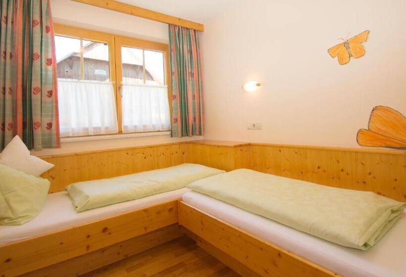 آپارتمان 2 خوابه با بالکن, Abelhof