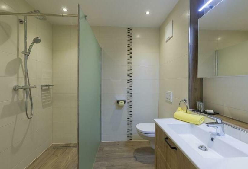 1ベッドルームアパートメント, Altroiterhof