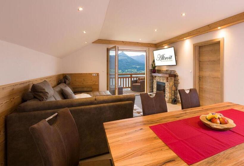 2ベッドルームアパートメント, Altroiterhof