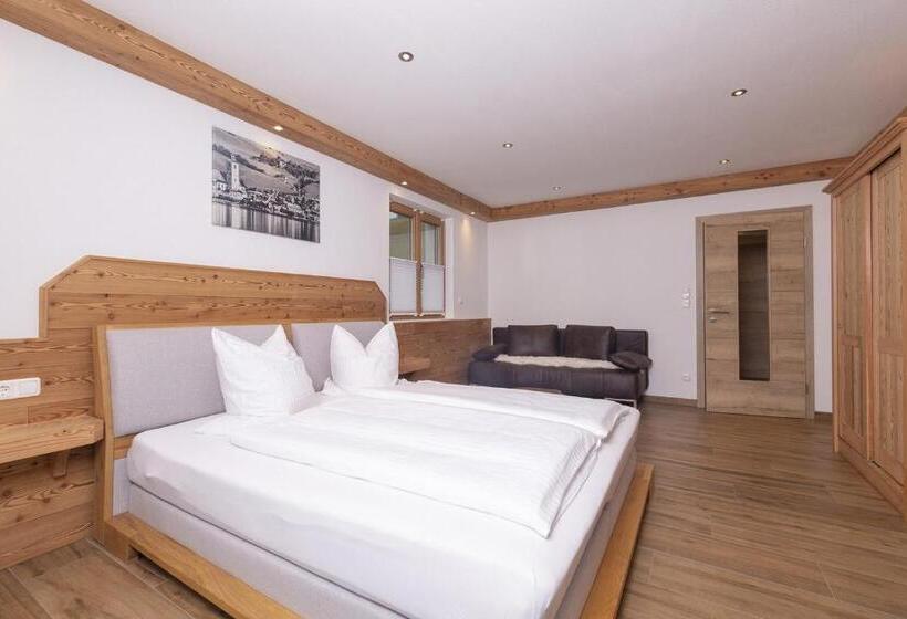 デラックスルーム, Altroiterhof