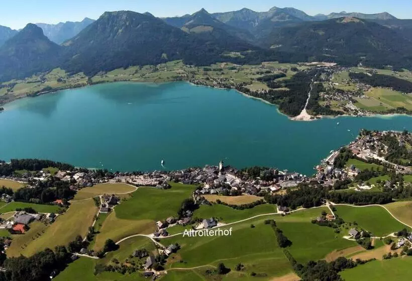 1 Bedroom Apartment Lake View, Altroiterhof