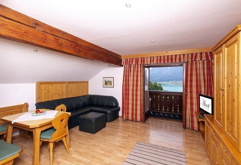 1ベッドルームアパートメント, Altroiterhof