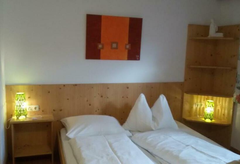 带5个卧室的公寓, Apartment Haus Am See