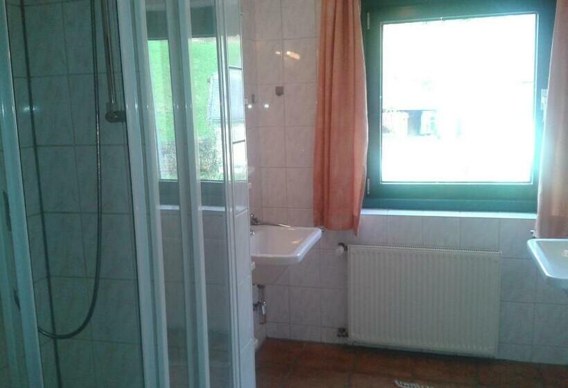 带5个卧室的公寓, Apartment Haus Am See