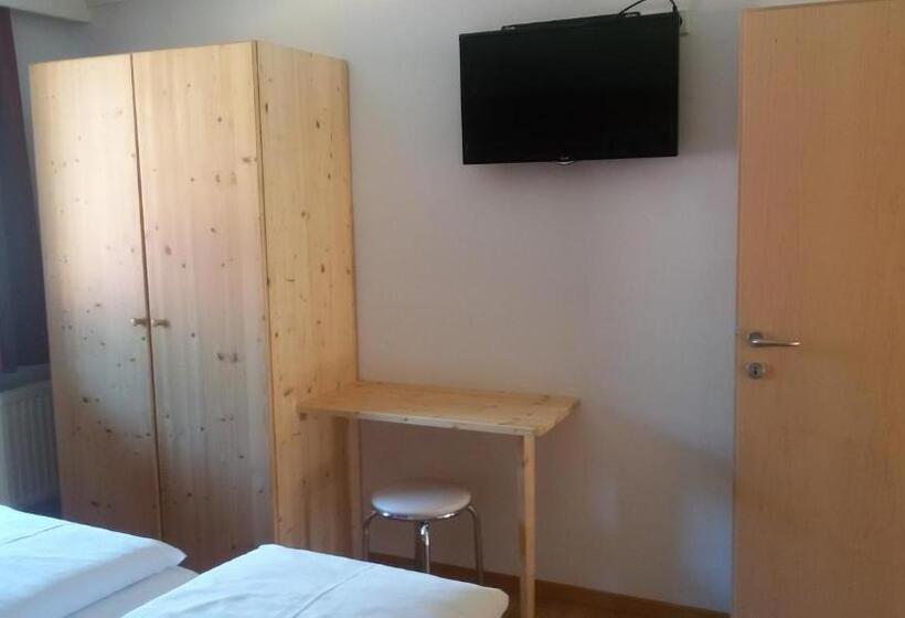 발코니가 있는 2 베드룸 아파트, Apartment Haus Am See