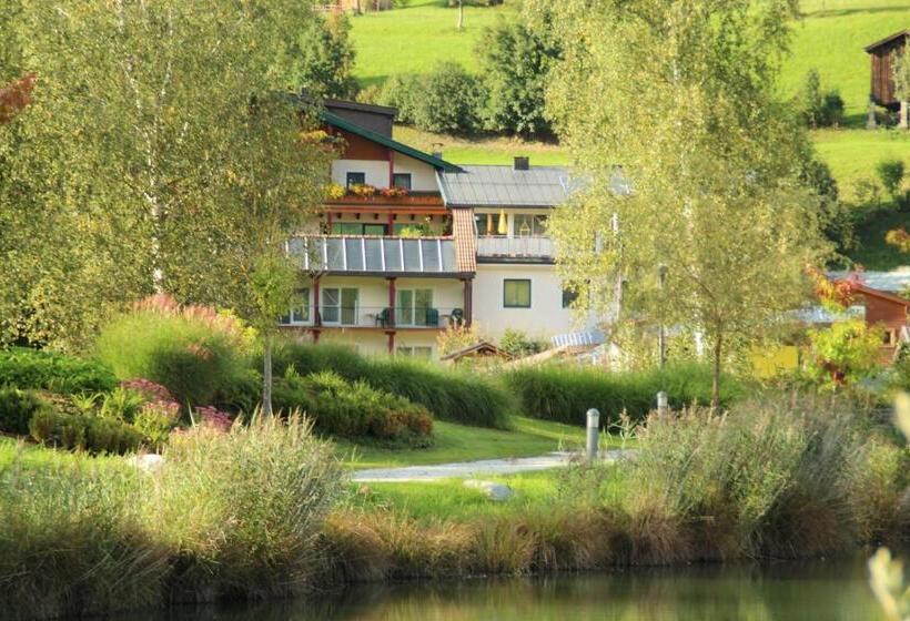 标准工作室带阳台, Apartment Haus Am See