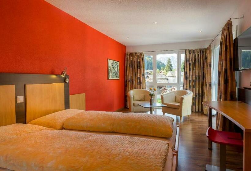 חדר סופריור, Blattnerhof