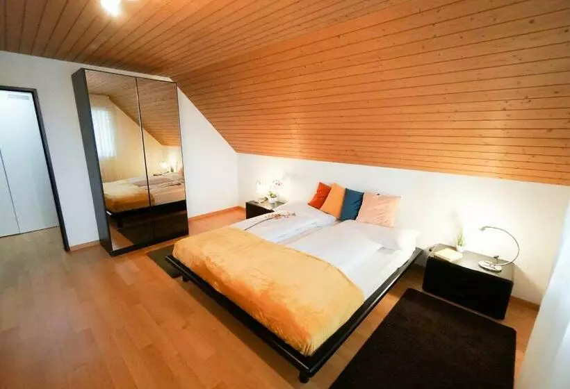 Perhesviitti, Centra Hotel Zurich