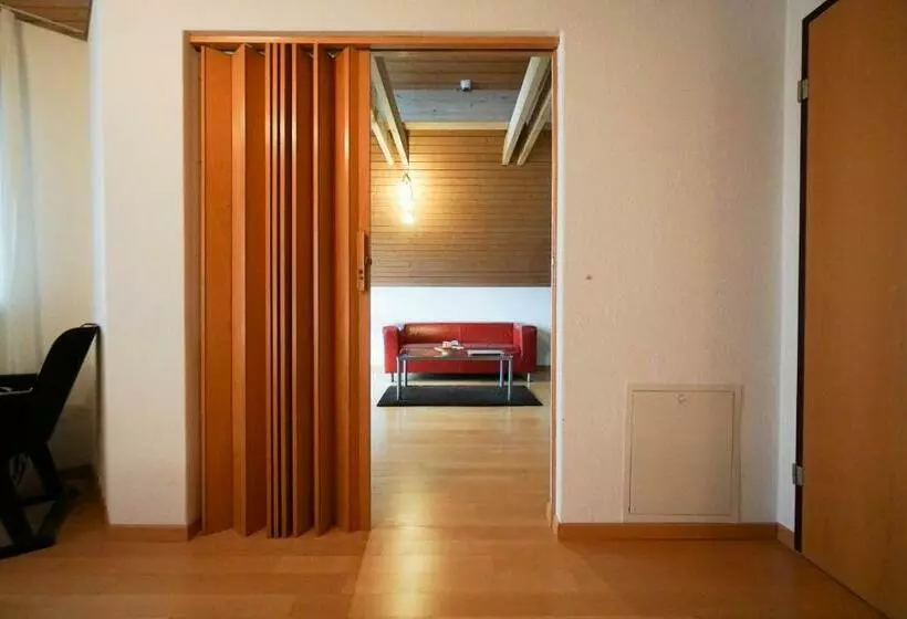 Perhesviitti, Centra Hotel Zurich