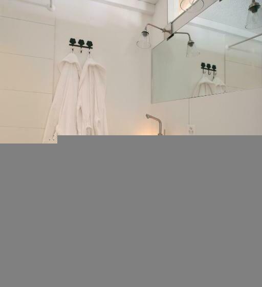 חדר משפחתי, Hamilton Lodge & Spa