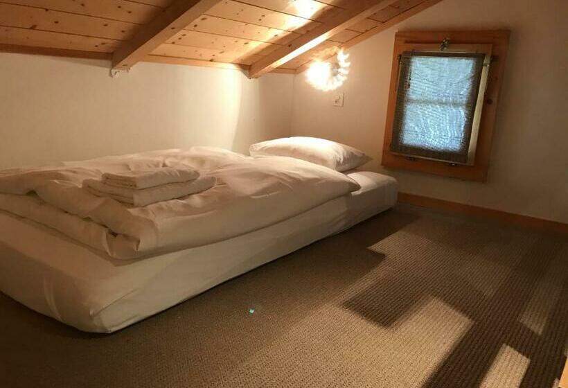 חדר משפחתי, Hamilton Lodge & Spa