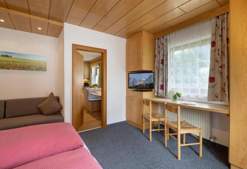 1 Sovrums Lägenhet, Haus Daniela