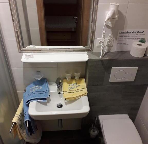 1 Sovrums Lägenhet, Haus Daniela