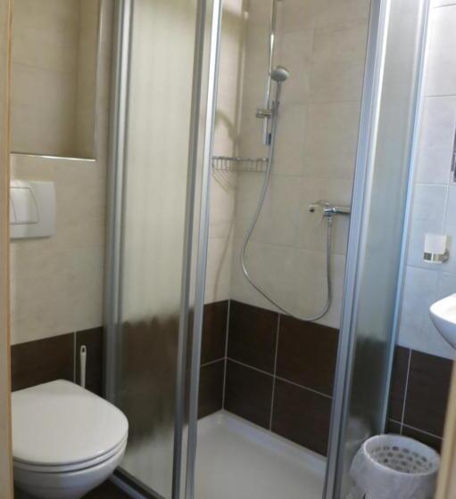 3 Sovrums Lägenhet, Haus Daniela