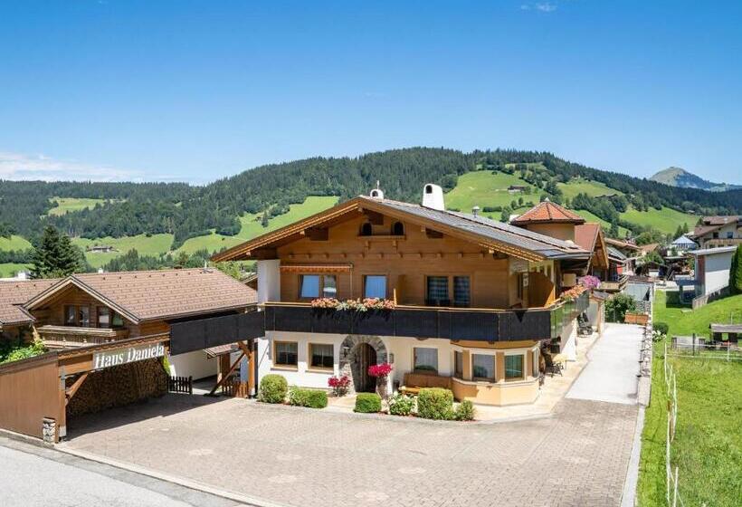 3 Sovrums Lägenhet, Haus Daniela