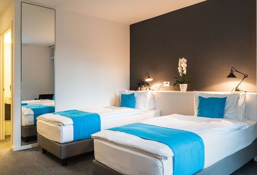 标准间, De La Source