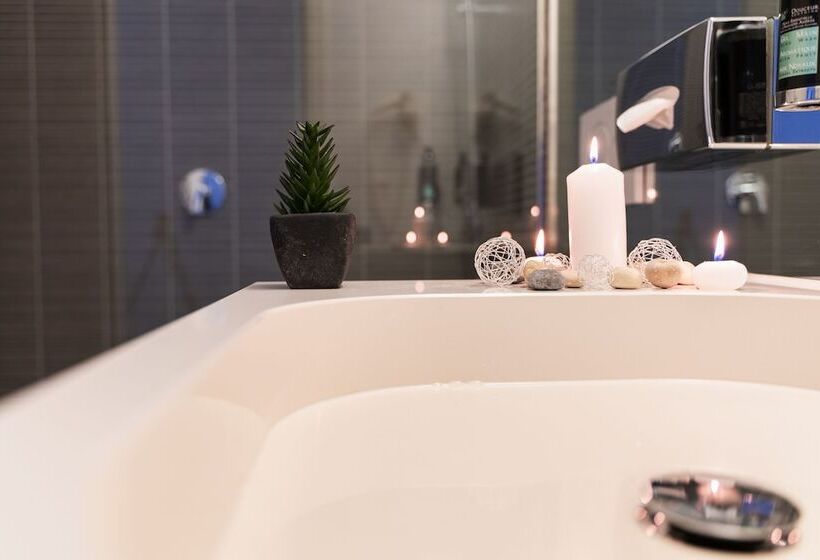 家庭工作室, De La Source