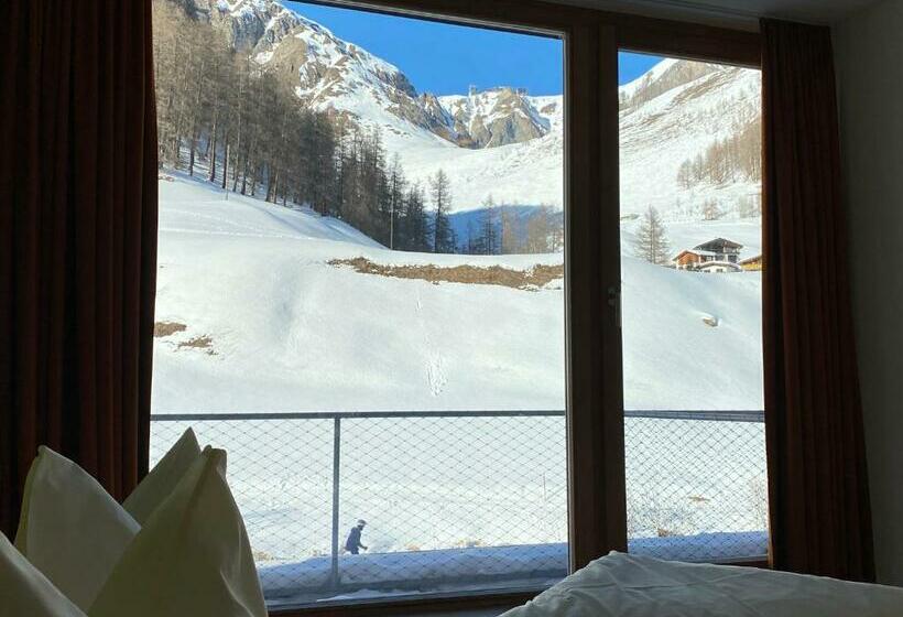 スタンダードルーム, Smart