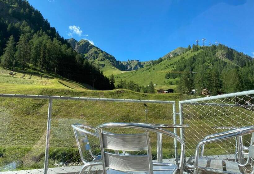 スタンダード４人部屋, Smart