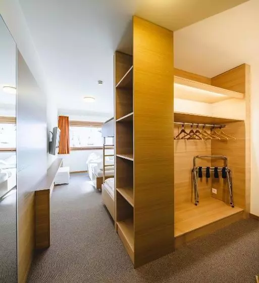 Chambre Quadruple Standard, Smart