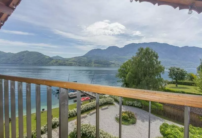 Perhehuone, Stadler Am Attersee