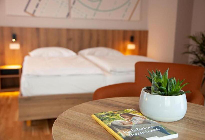 Четырехместный Номер Стандарт, Jufa Hotel Erlaufsee