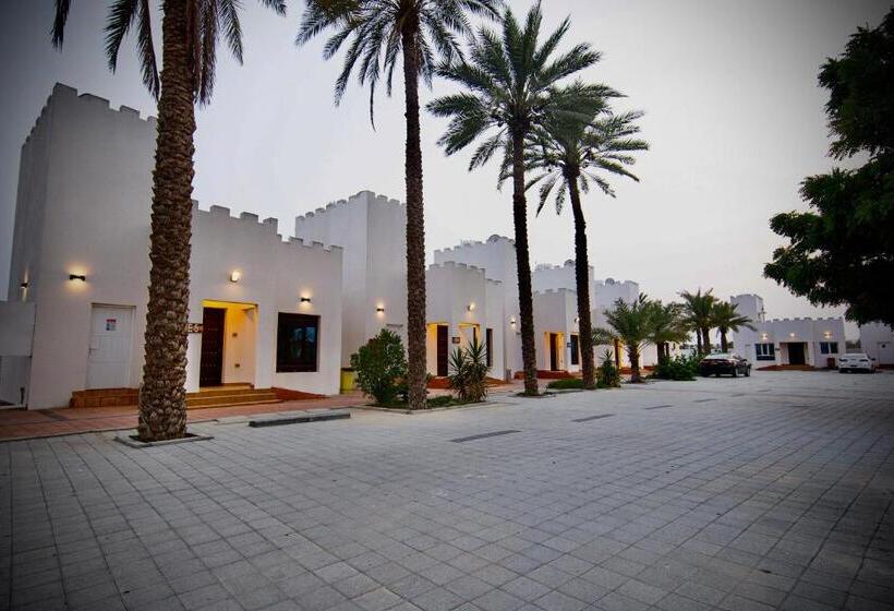 اتاق لوکس با تخت بزرگ, Coastline Resort