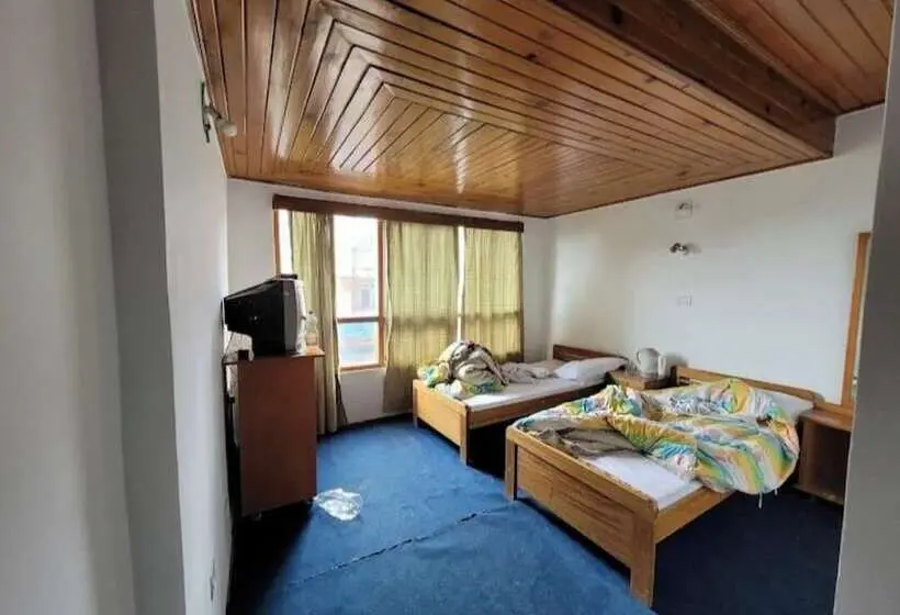 Sviitti, Jd House, Tawang