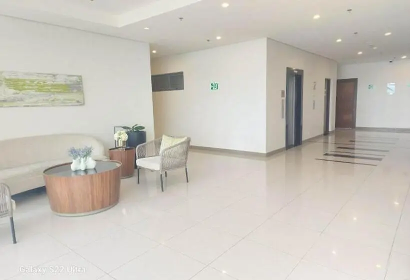 バルコニー付きスタンダードステューディオ, Mactan Newtown Condo By Ejb