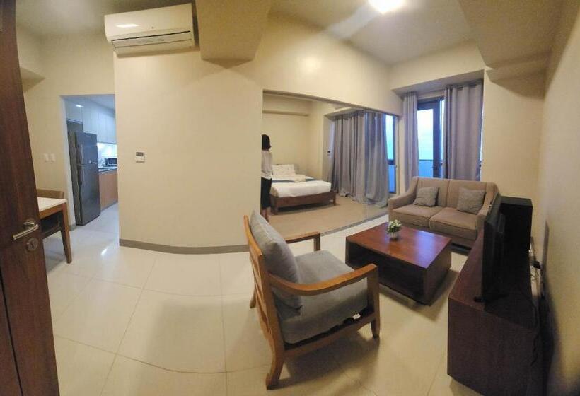 Estúdio Estandar com Sacada, Mactan Newtown Condo By Ejb