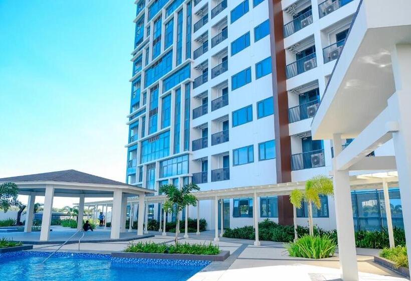 Familjerum Havsutsikt, Mactan Newtown Condo By Ejb