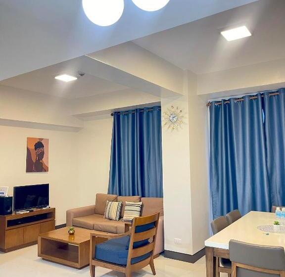 Apartamento 2 Dormitórios, Mactan Newtown Condo By Ejb
