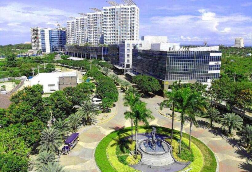 Standard Studio med Balkong, Mactan Newtown Condo By Ejb