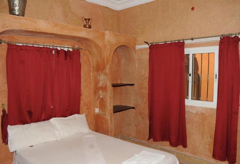 스탠다드 룸, Chez Manar