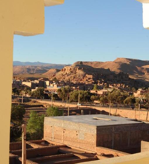 발코니 디럭스 룸, Chez Manar