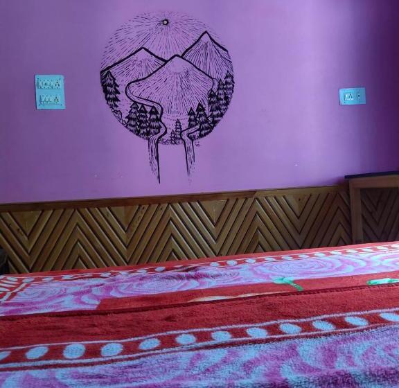 エコノミールーム, Pineview Hostel And Cafe